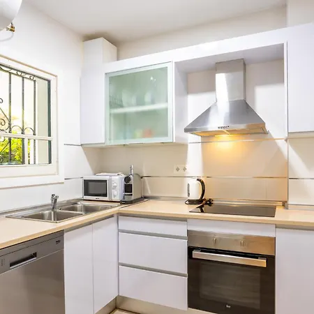 In Cabopino 마르베야