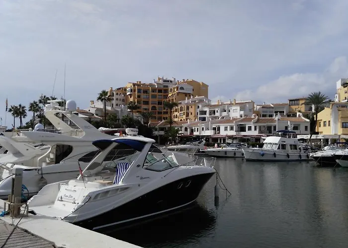 In Cabopino Апартаменти *