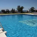 In Cabopino Апартаменты *